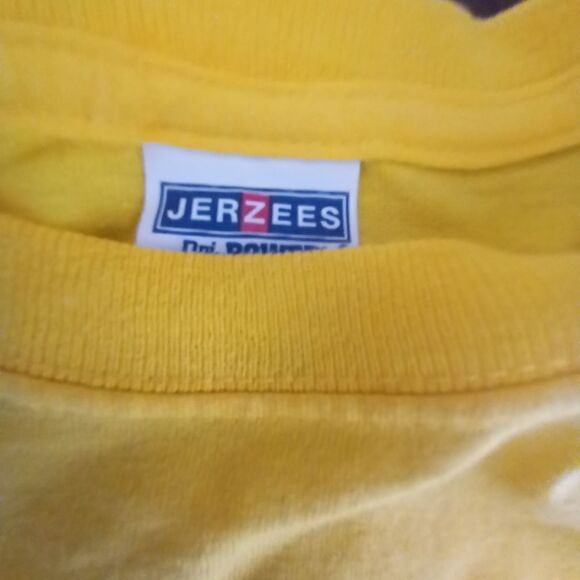 Yellow t-shirt w. Prayer - Picture 2 of 3